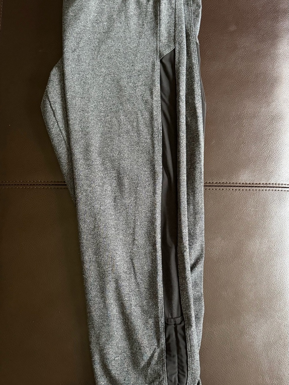 Victoria Secret-Gray Women's legging capris with mesh-tie- Side Panel
